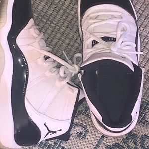 Air jordan 11s